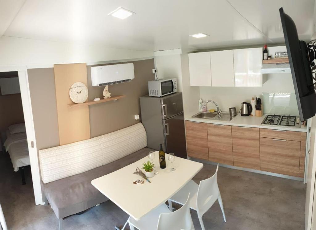 Oaza Mira Mobile Houses - Camp Basko Polje #Bestoffer Башка-Вода Екстер'єр фото
